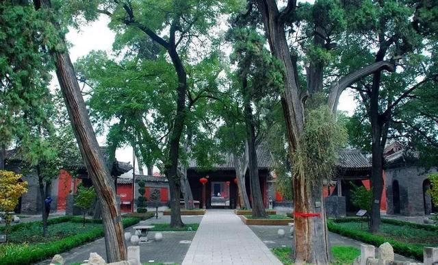 距离西安200多公里的这座古城，有着陕西保存最完整的文庙